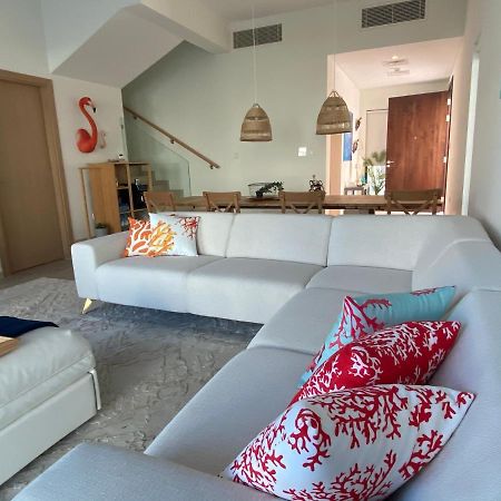 The White Villa Fujaïrah Extérieur photo