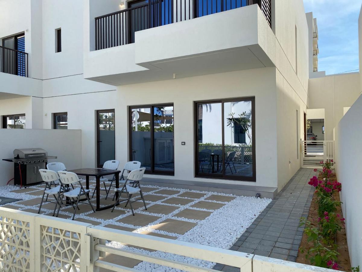 The White Villa Fujaïrah Extérieur photo