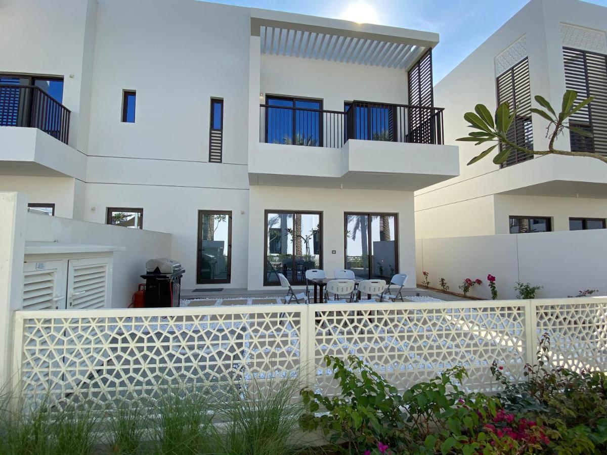 The White Villa Fujaïrah Extérieur photo
